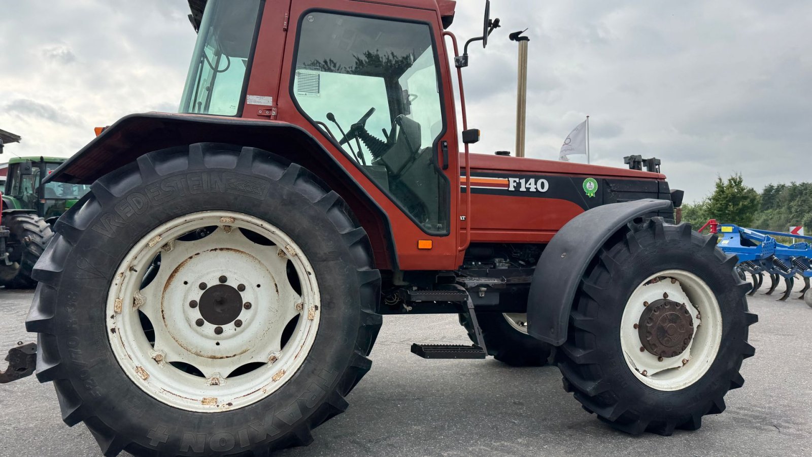 Traktor Türe ait Fiat F140 EKSTREM VELHOLDT OG ORIGINAL!, Gebrauchtmaschine içinde Nørager (resim 12)