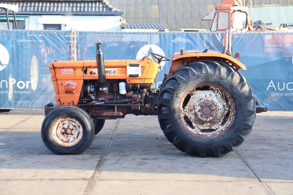 Traktor Türe ait Fiat Someca 640, Gebrauchtmaschine içinde Antwerpen (resim 2)