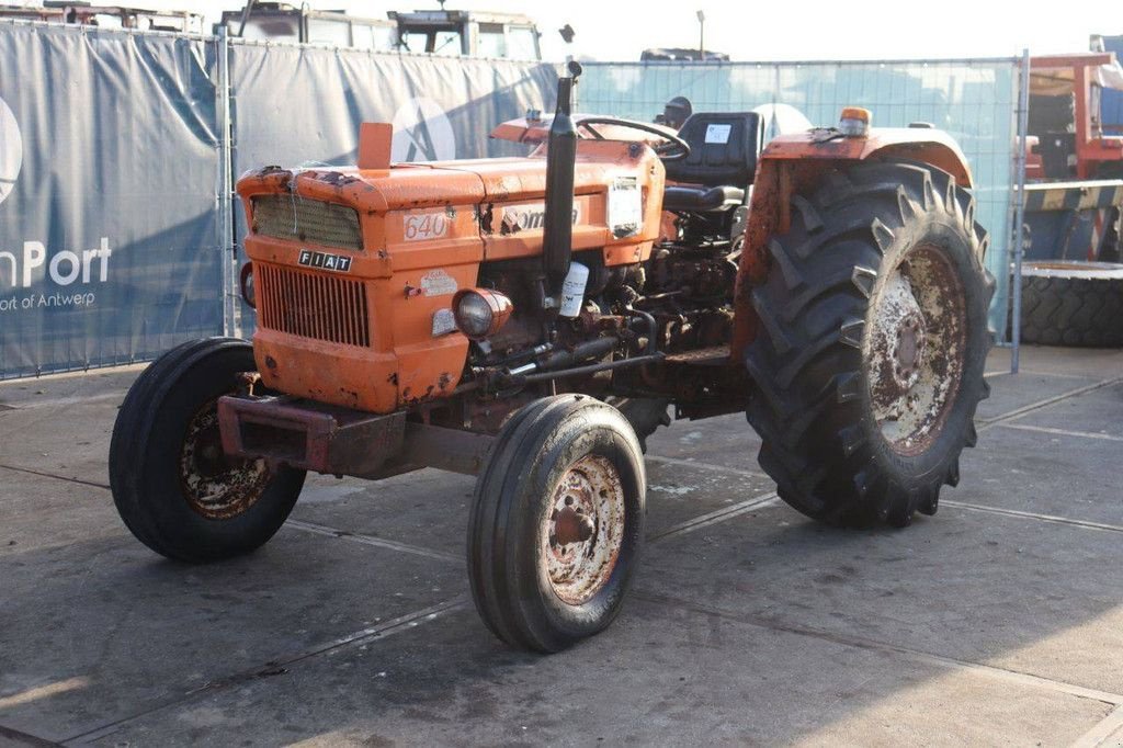 Traktor Türe ait Fiat Someca 640, Gebrauchtmaschine içinde Antwerpen (resim 10)