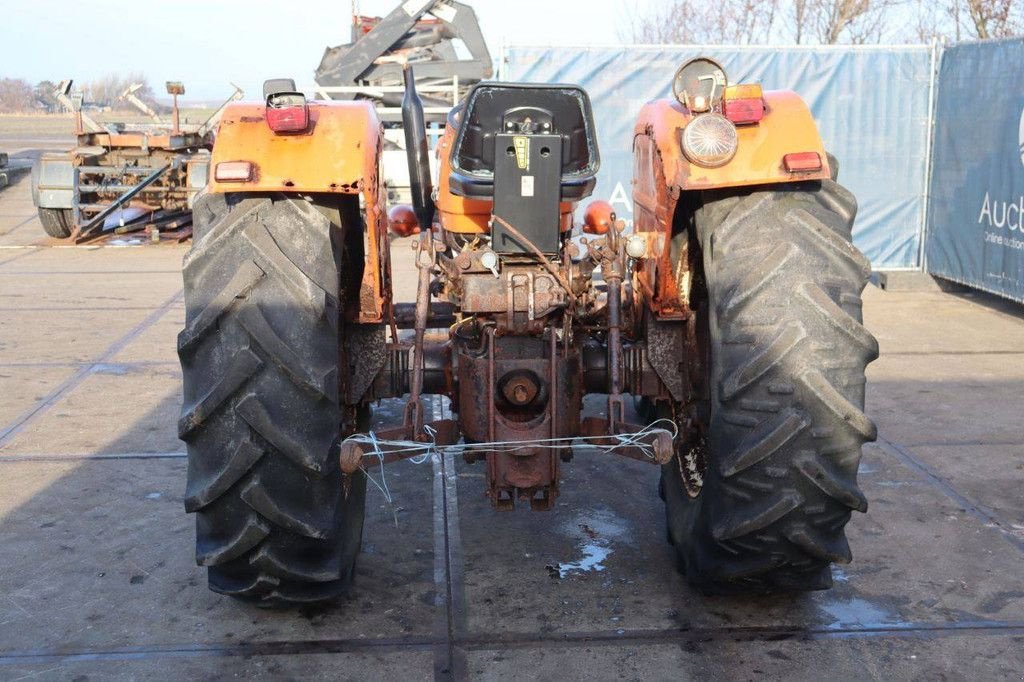 Traktor Türe ait Fiat Someca 640, Gebrauchtmaschine içinde Antwerpen (resim 5)