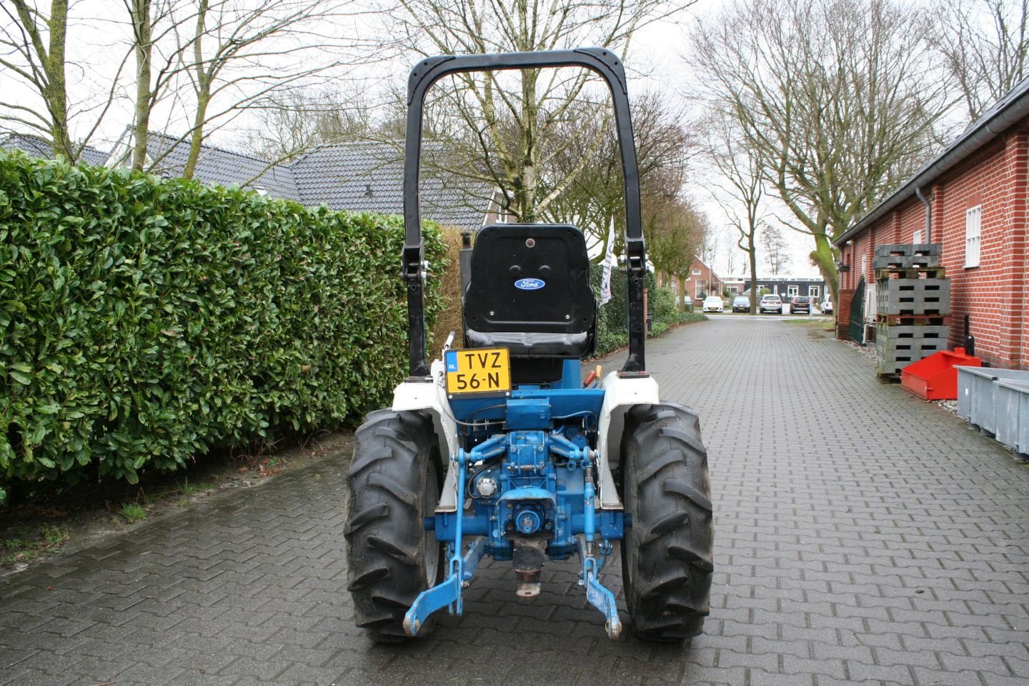 Traktor от тип Ford 1220, Gebrauchtmaschine в Nieuw-Weerdinge (Снимка 6)