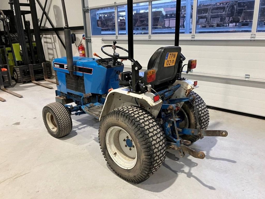 Traktor del tipo Ford 1220, Gebrauchtmaschine In Antwerpen (Immagine 2)