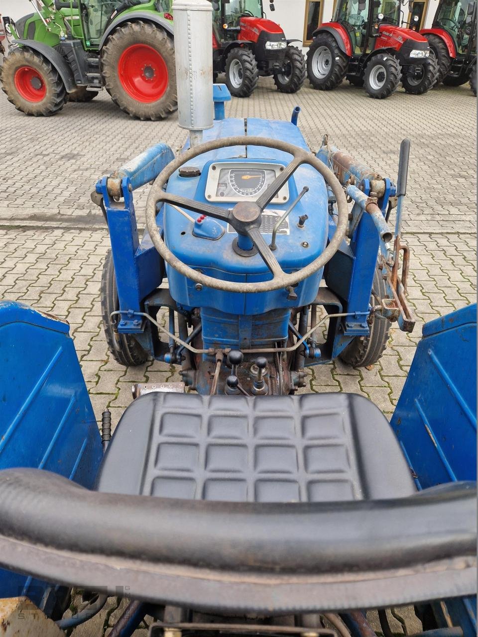 Traktor of the type Ford 2000 Dextra, Gebrauchtmaschine in Straubing (Picture 7)