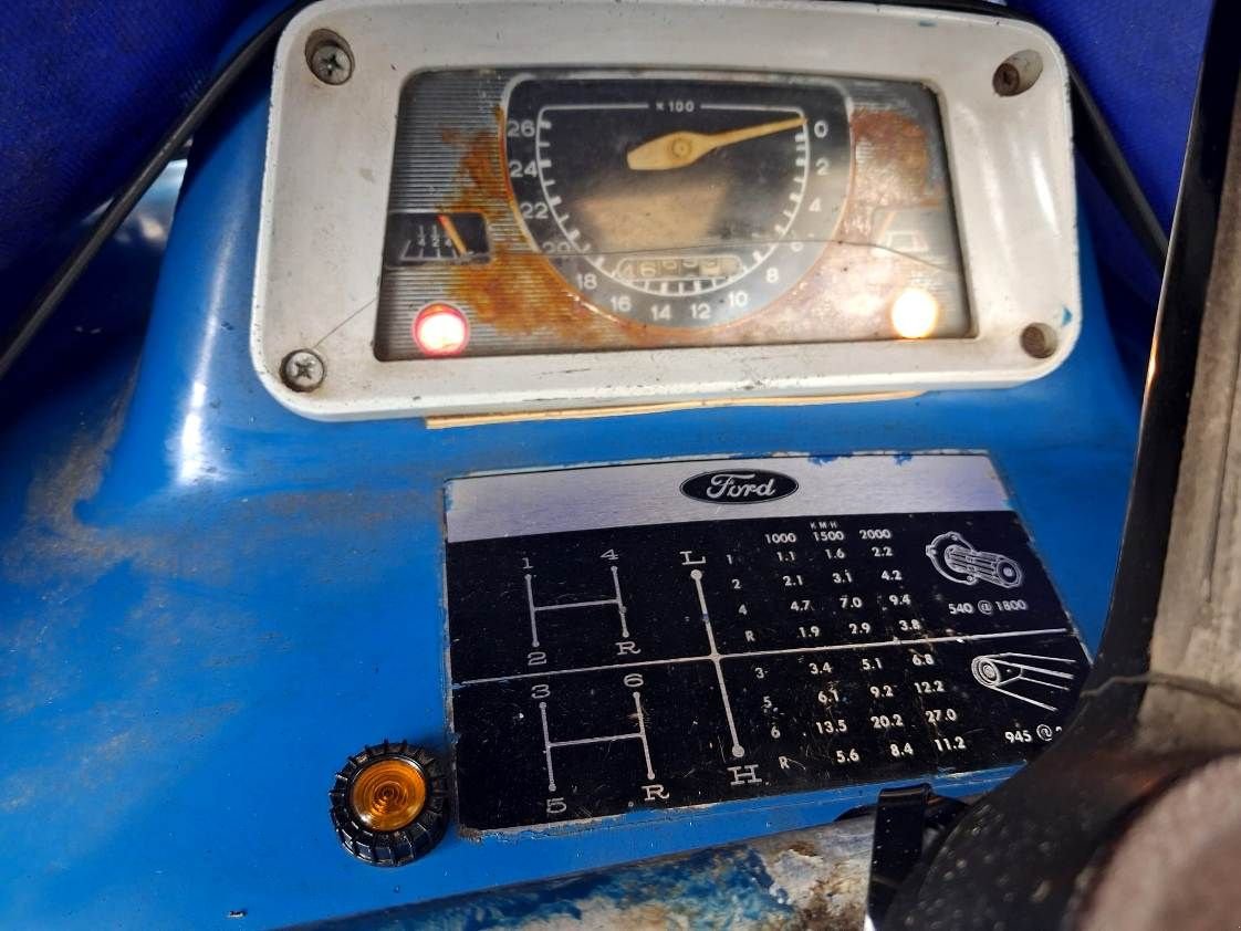 Traktor del tipo Ford 2000, Gebrauchtmaschine en Boxtel (Imagen 4)