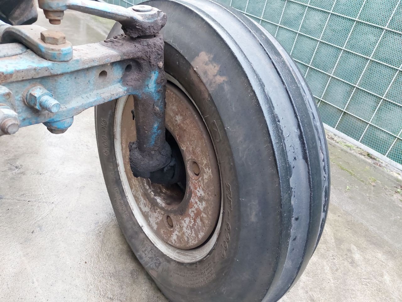 Traktor tipa Ford 2000, Gebrauchtmaschine u Ouderkerk aan den IJssel (Slika 10)