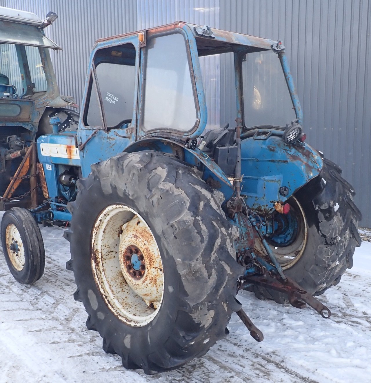 Traktor tipa Ford 3000, Gebrauchtmaschine u Viborg (Slika 2)