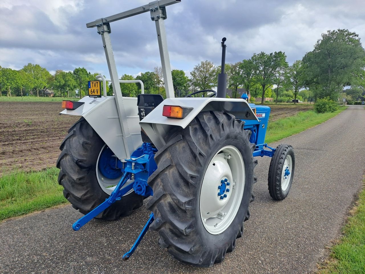 Traktor Türe ait Ford 3000, Gebrauchtmaschine içinde Wierden (resim 4)