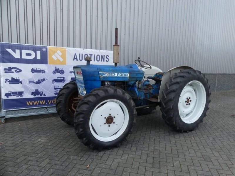 Traktor des Typs Ford 4000 4WD, Gebrauchtmaschine in Deurne (Bild 1)