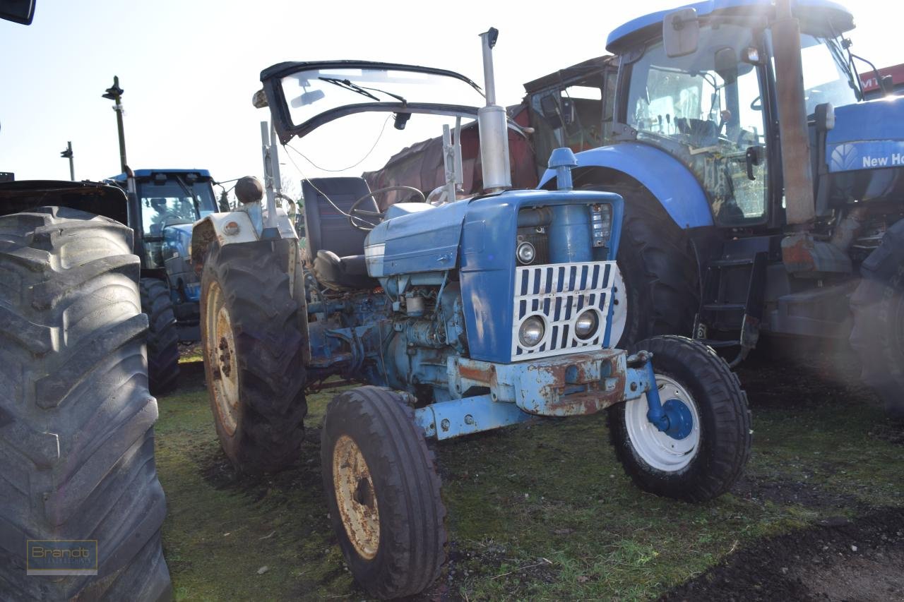 Traktor Türe ait Ford 4000, Gebrauchtmaschine içinde Oyten (resim 2)