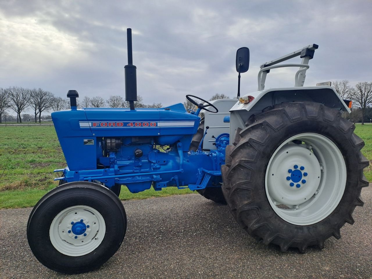 Traktor tip Ford 4000, Gebrauchtmaschine in Wierden (Poză 2)