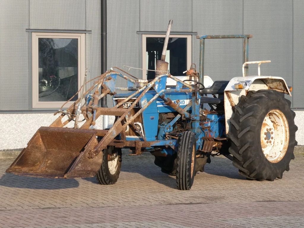 Traktor of the type Ford 4100 2wd / 4521 Draaiuren / Voorlader, Gebrauchtmaschine in Swifterband (Picture 1)