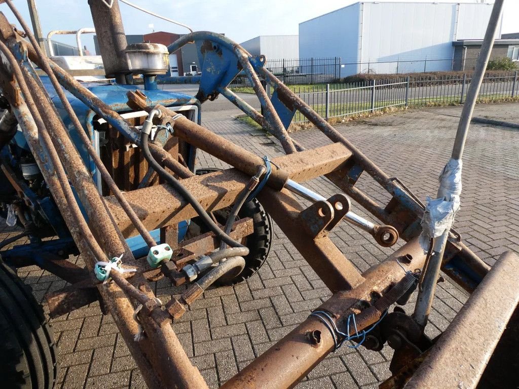 Traktor of the type Ford 4100 2wd / 4521 Draaiuren / Voorlader, Gebrauchtmaschine in Swifterband (Picture 3)