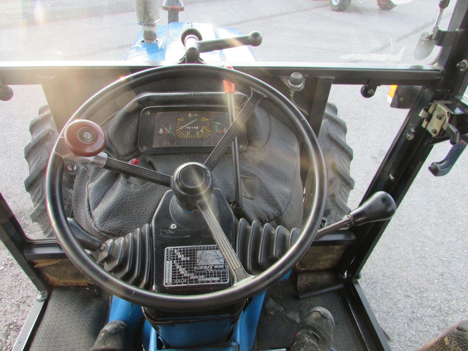 Traktor типа Ford 4110 A, Gebrauchtmaschine в Saxen (Фотография 13)