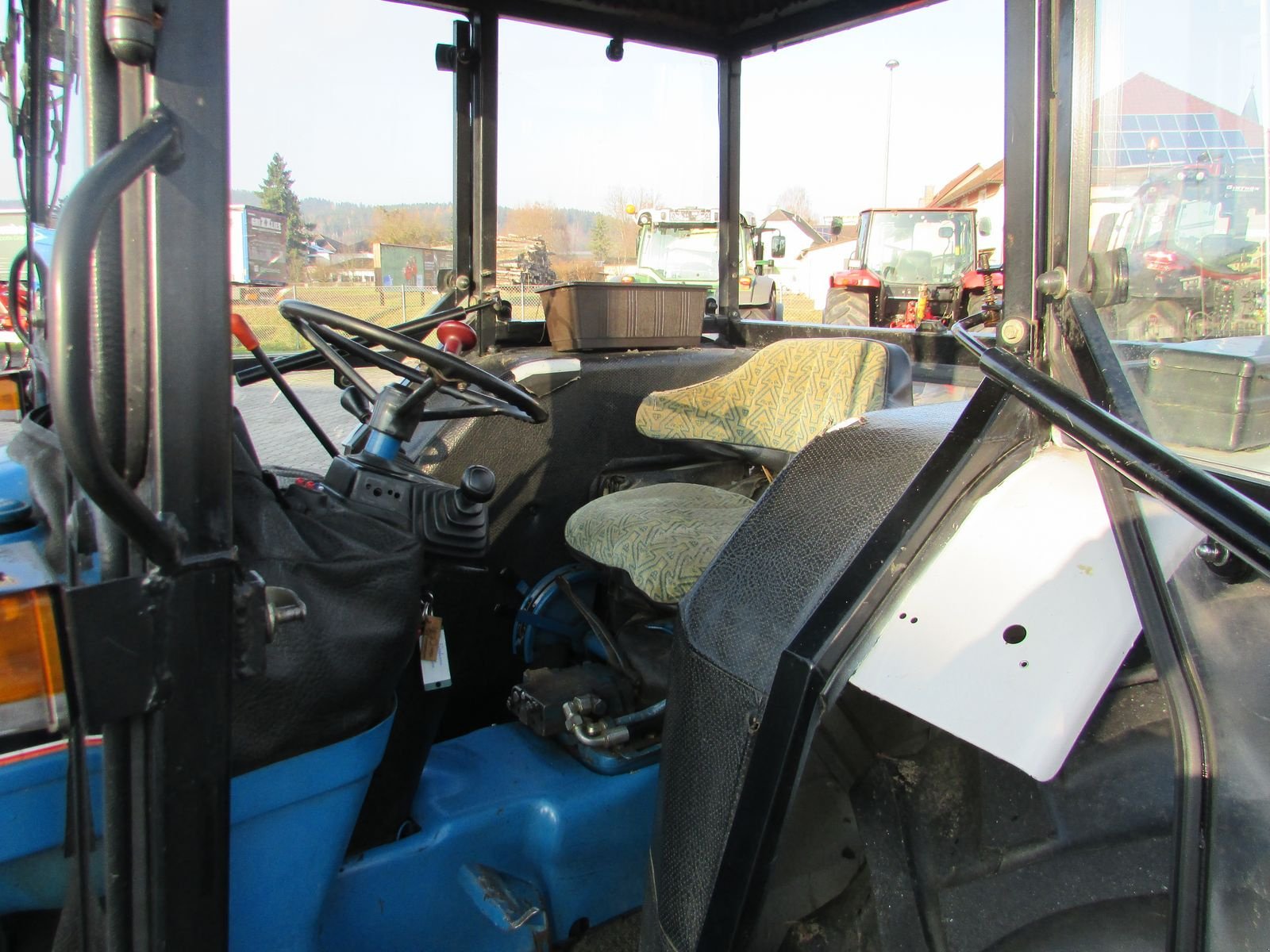 Traktor типа Ford 4110 A, Gebrauchtmaschine в Saxen (Фотография 12)