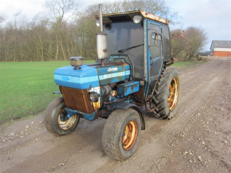 Traktor del tipo Ford 4110 Narrov smalspors traktor, Gebrauchtmaschine en Skive (Imagen 1)