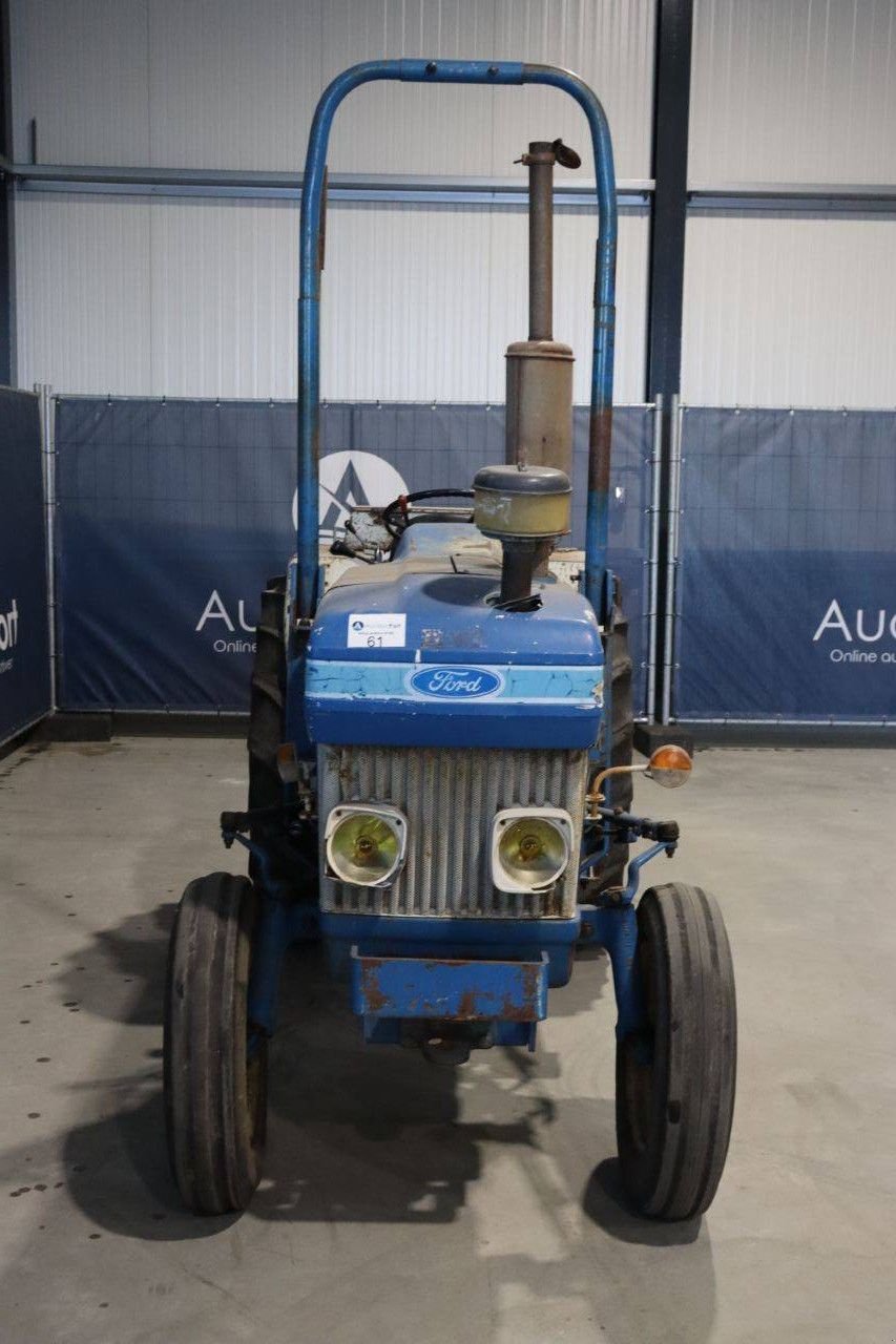 Traktor типа Ford 4110, Gebrauchtmaschine в Antwerpen (Фотография 9)