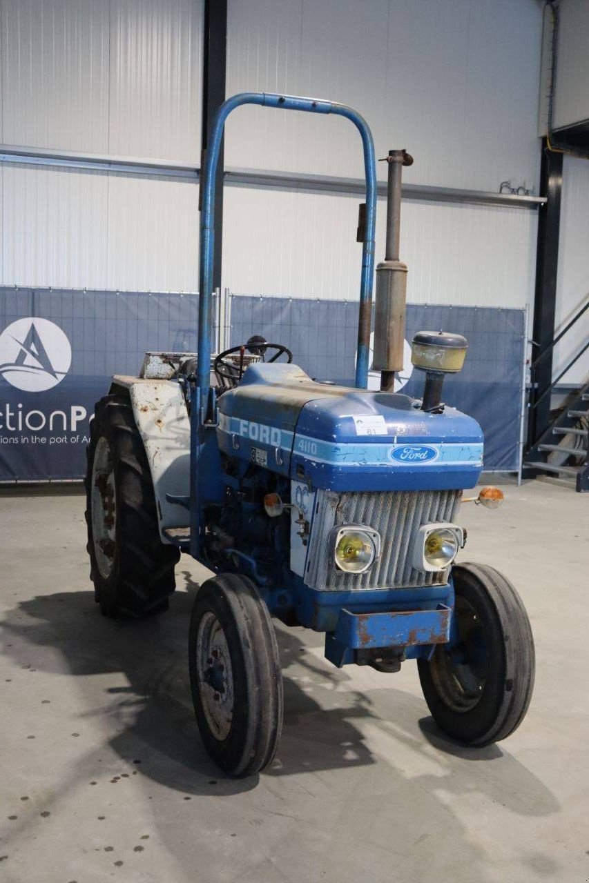 Traktor типа Ford 4110, Gebrauchtmaschine в Antwerpen (Фотография 8)