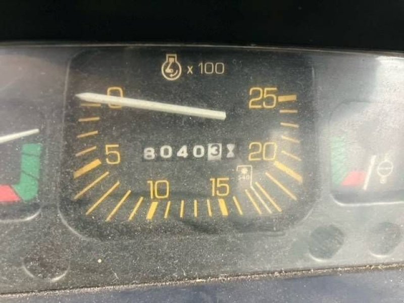 Traktor of the type Ford 430, Gebrauchtmaschine in Antwerpen (Picture 9)