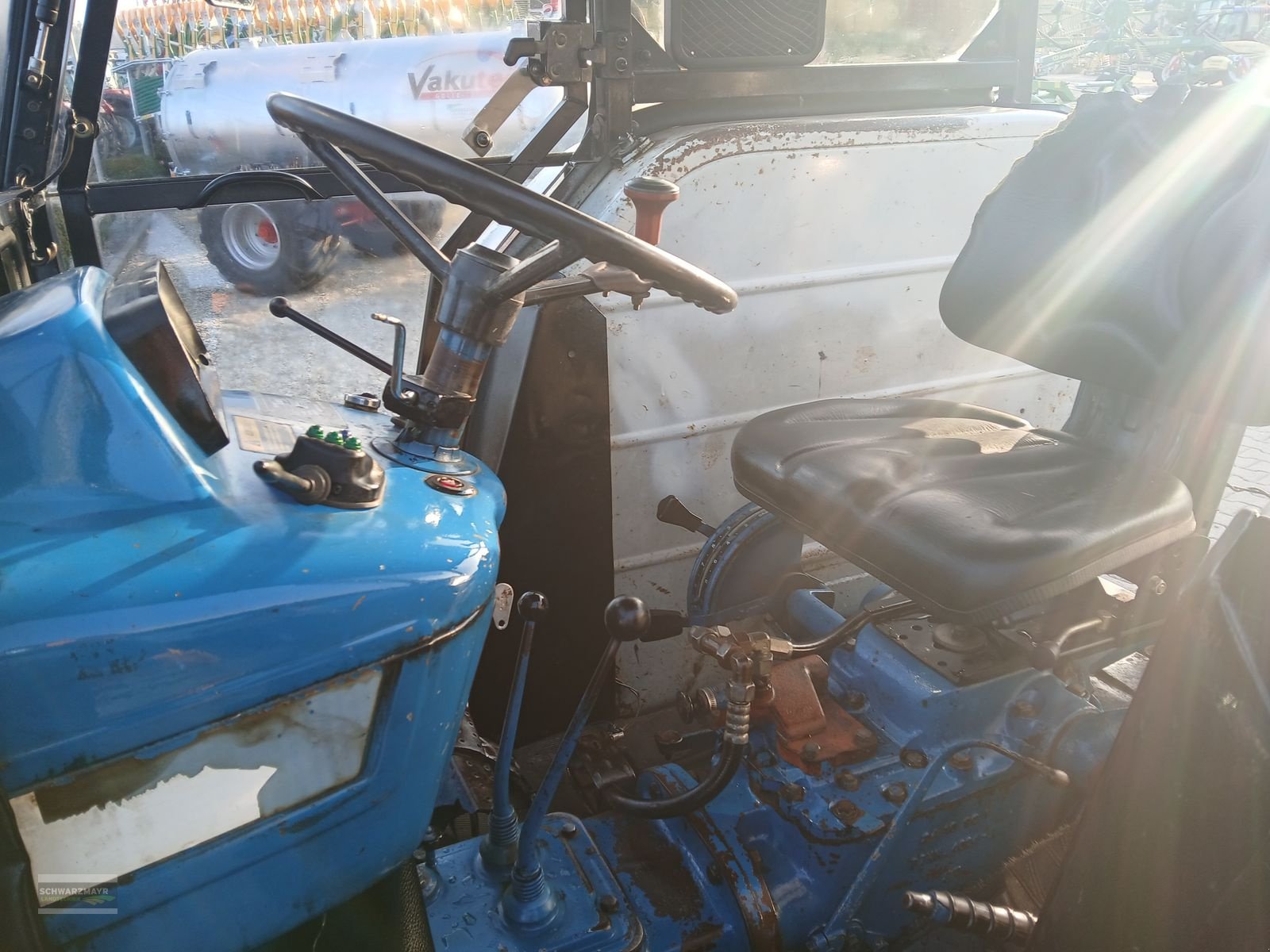 Traktor des Typs Ford 4600 A, Gebrauchtmaschine in Aurolzmünster (Bild 11)