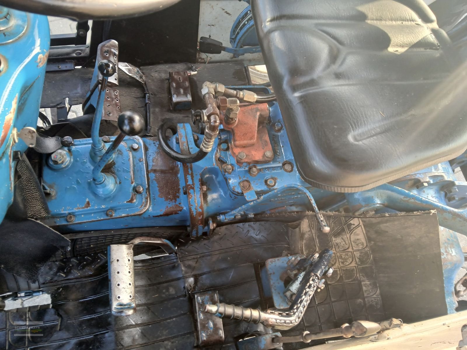 Traktor des Typs Ford 4600 A, Gebrauchtmaschine in Aurolzmünster (Bild 12)