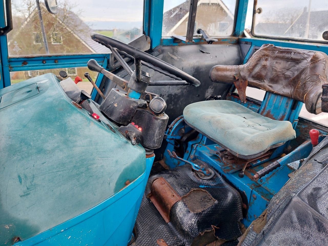 Traktor от тип Ford 4610, Gebrauchtmaschine в Ouderkerk aan den IJssel (Снимка 9)