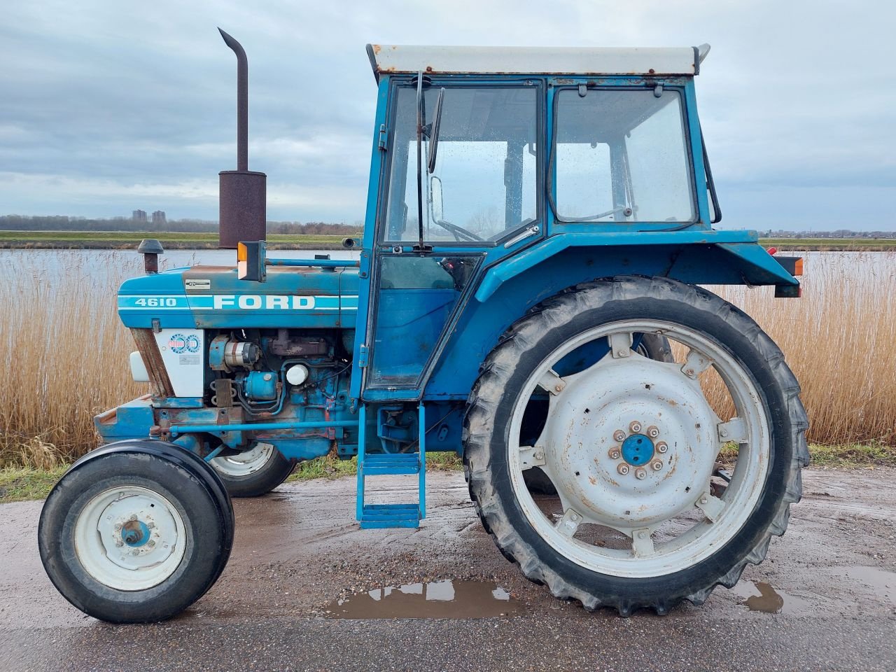 Traktor от тип Ford 4610, Gebrauchtmaschine в Ouderkerk aan den IJssel (Снимка 2)