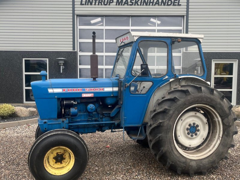 Traktor des Typs Ford 5000 Y-model, Gebrauchtmaschine in Lintrup (Bild 1)
