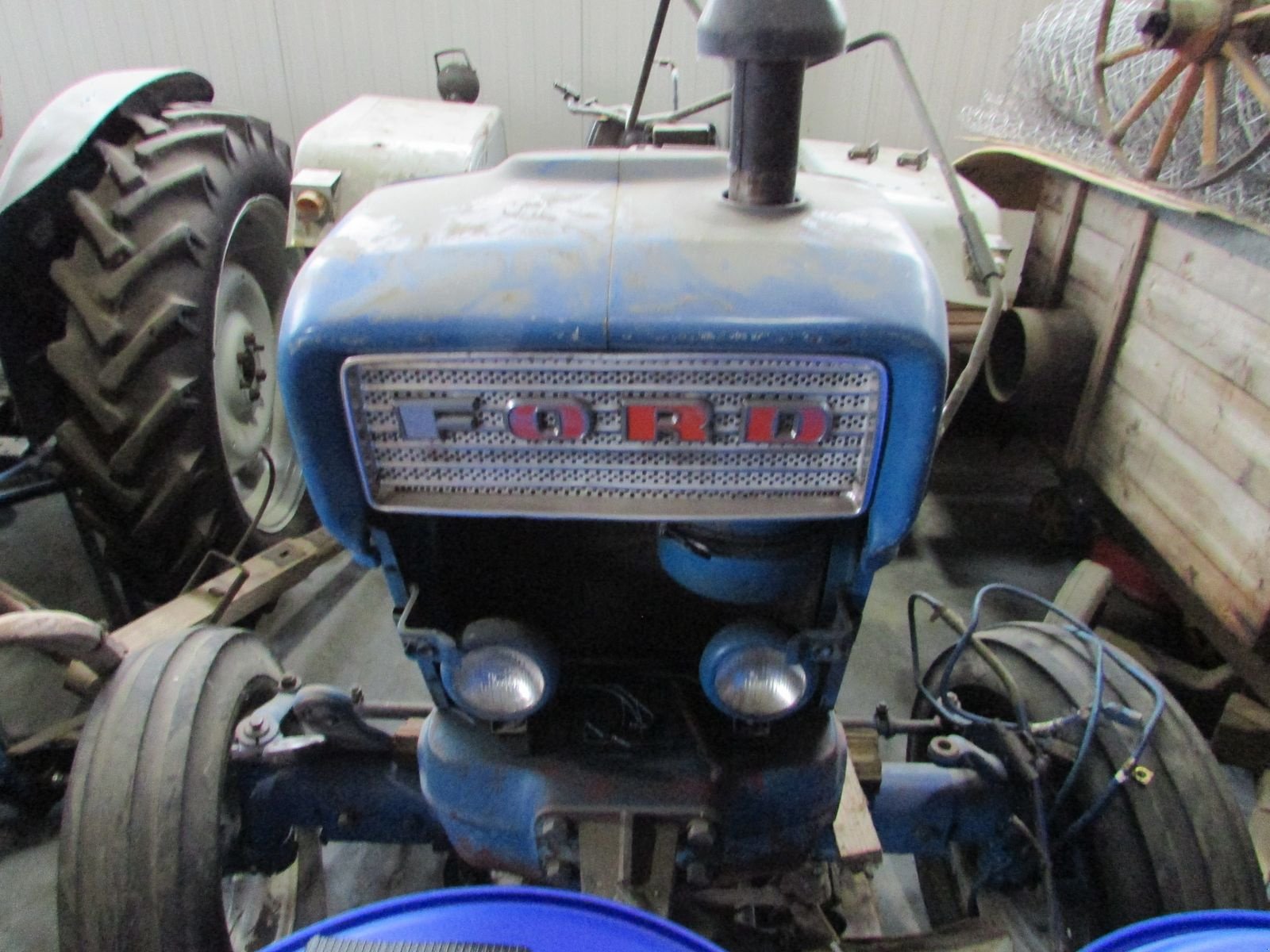 Traktor des Typs Ford 5000, Gebrauchtmaschine in Saxen (Bild 2)