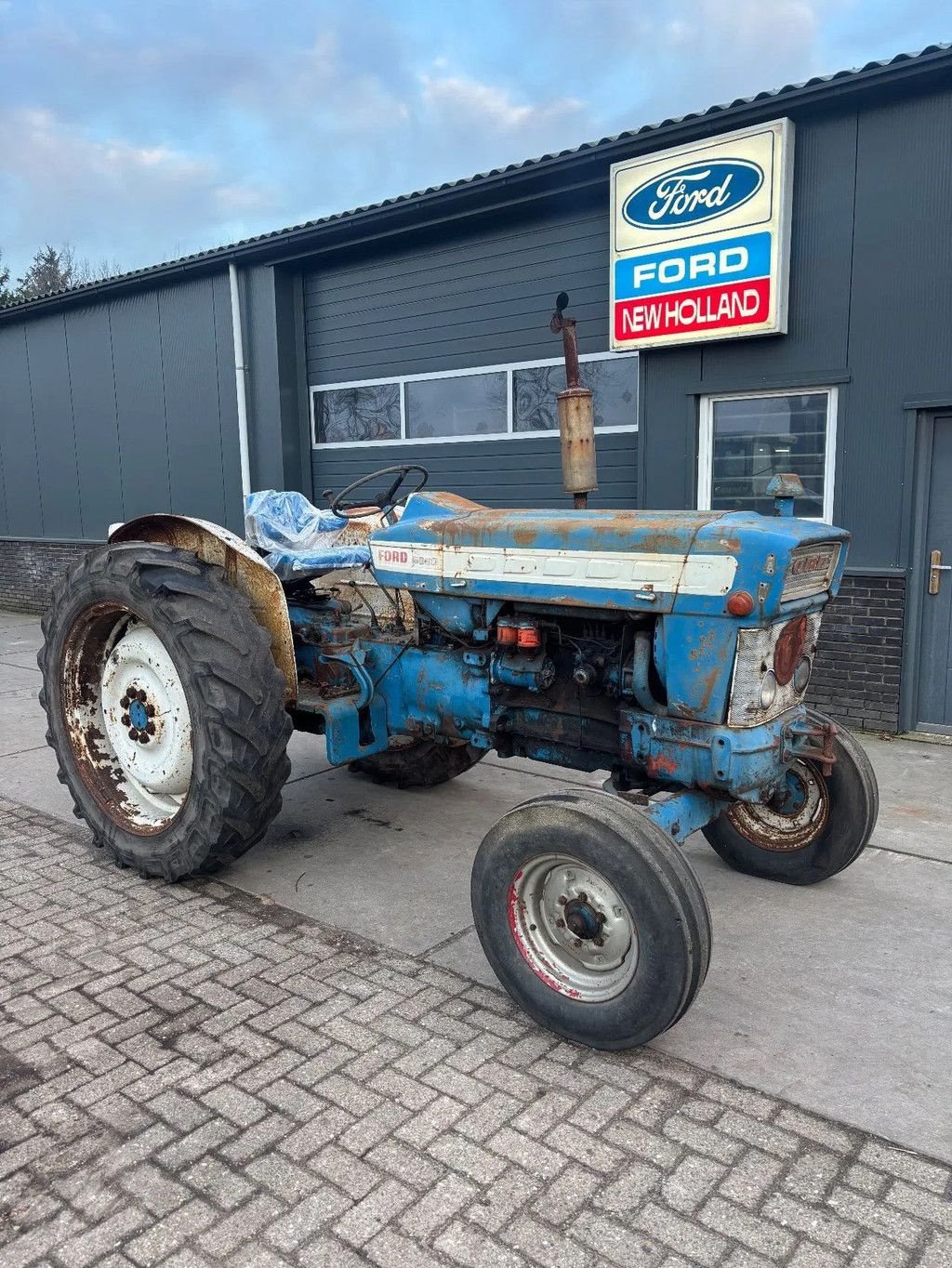 Traktor типа Ford 5000, Gebrauchtmaschine в Willemsoord (Фотография 1)