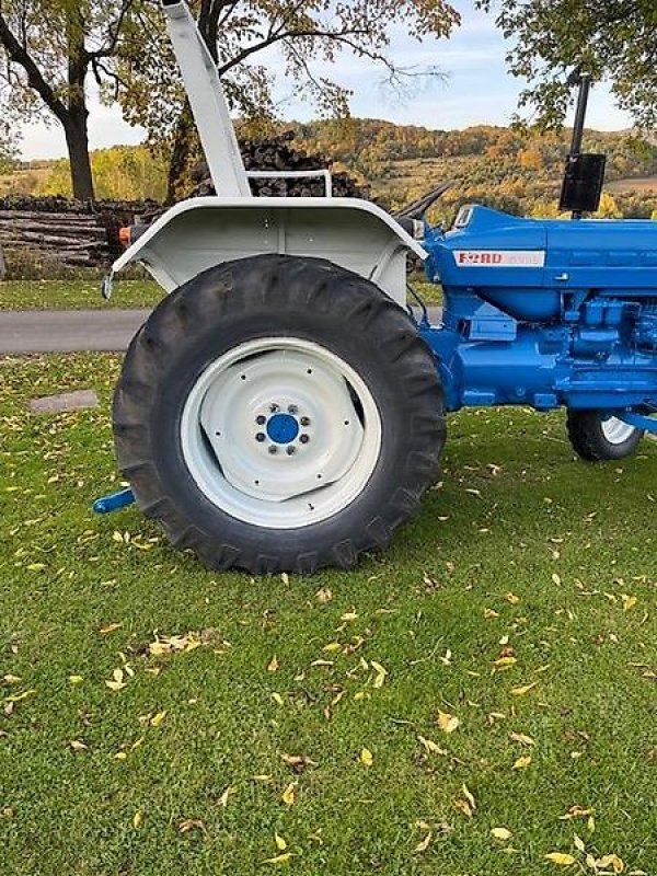Traktor des Typs Ford 5000, Gebrauchtmaschine in Ziegenhagen (Bild 4)