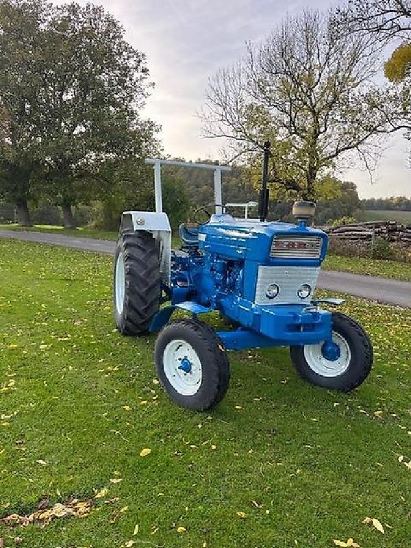 Traktor des Typs Ford 5000, Gebrauchtmaschine in Ziegenhagen (Bild 2)