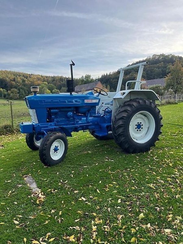 Traktor des Typs Ford 5000, Gebrauchtmaschine in Ziegenhagen (Bild 1)