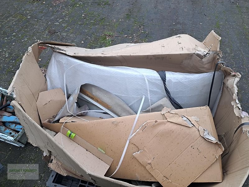 Traktor del tipo Ford 5600 teilrestauriert, Gebrauchtmaschine In Leichlingen (Immagine 6)