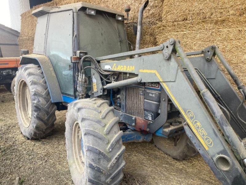Traktor Türe ait Ford 5640 SLE, Gebrauchtmaschine içinde CHAUMONT (resim 1)