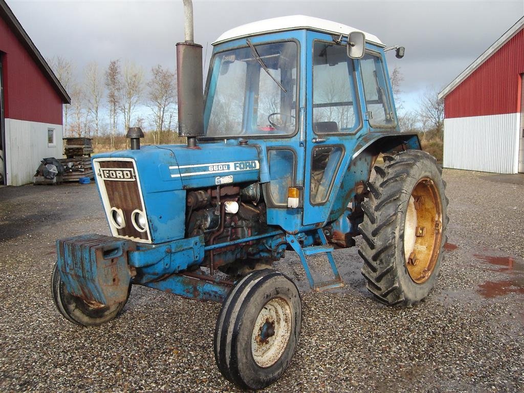 Traktor du type Ford 6600 Dual Power, Gebrauchtmaschine en Ejstrupholm (Photo 2)