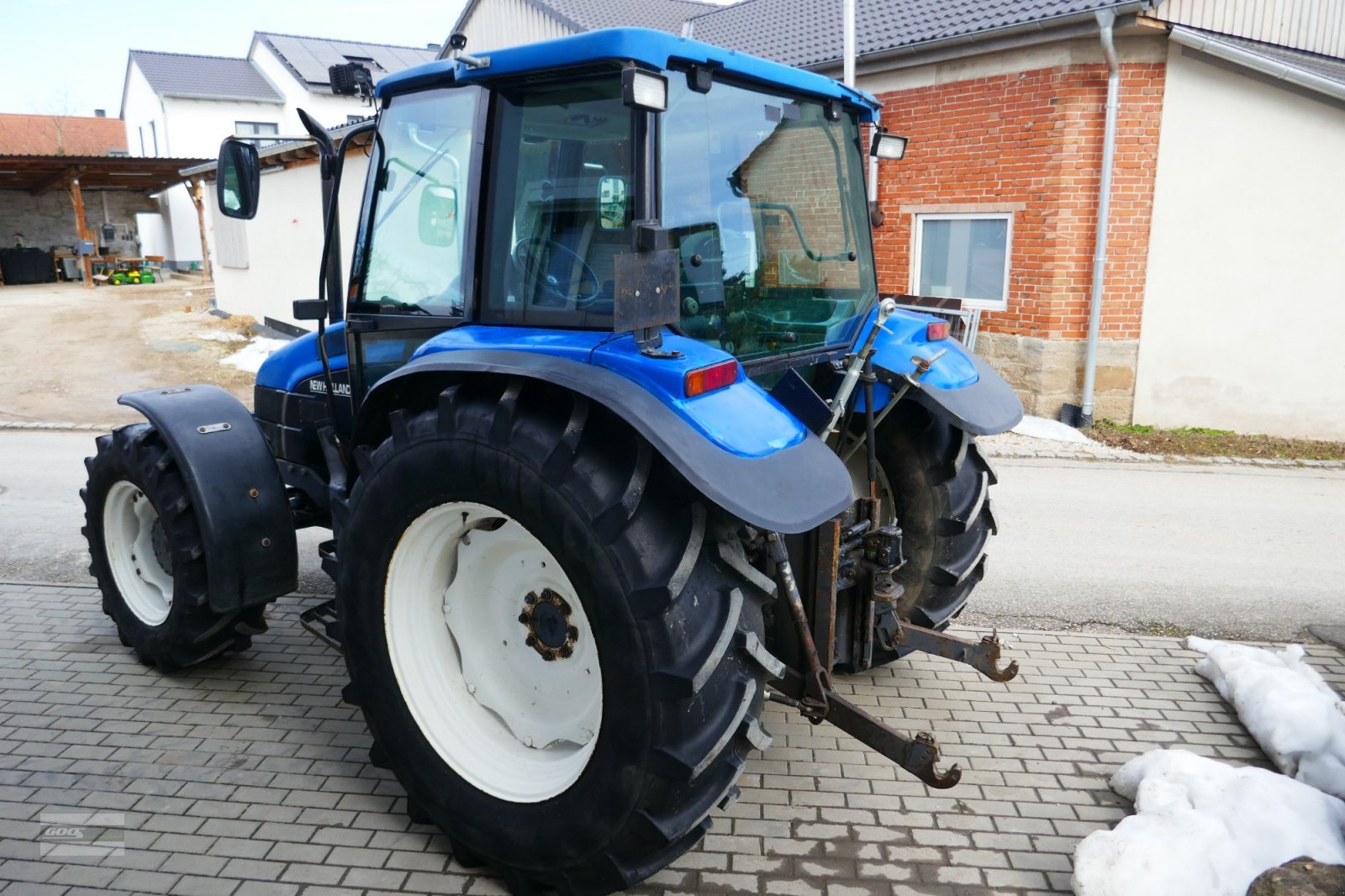 Traktor типа Ford 6635 Allrad. Mit Klima, Druckluft und Fronthydraulik. Echt guter Zustand!, Gebrauchtmaschine в Langenzenn (Фотография 7)