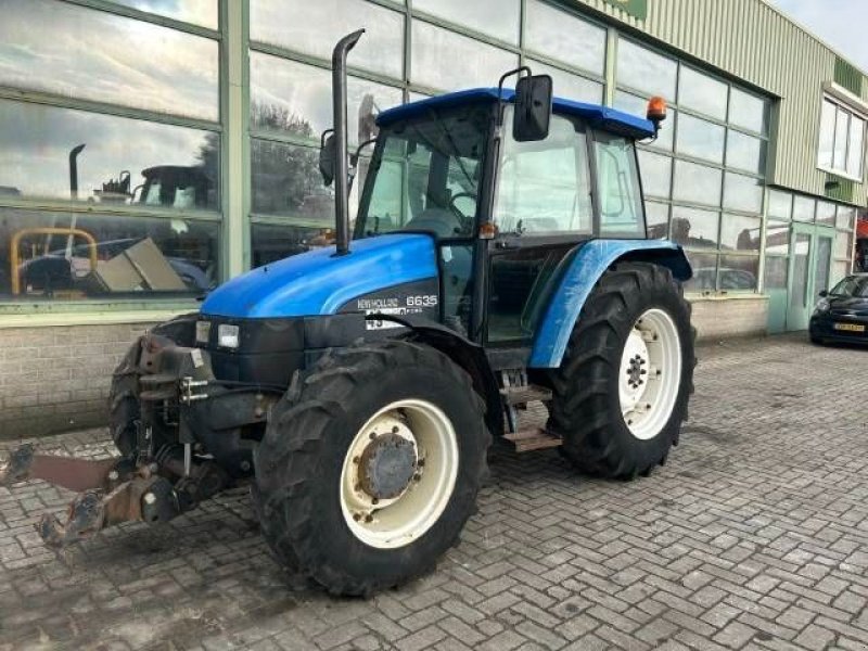 Traktor des Typs Ford 6635 DT, Gebrauchtmaschine in Roosendaal (Bild 3)