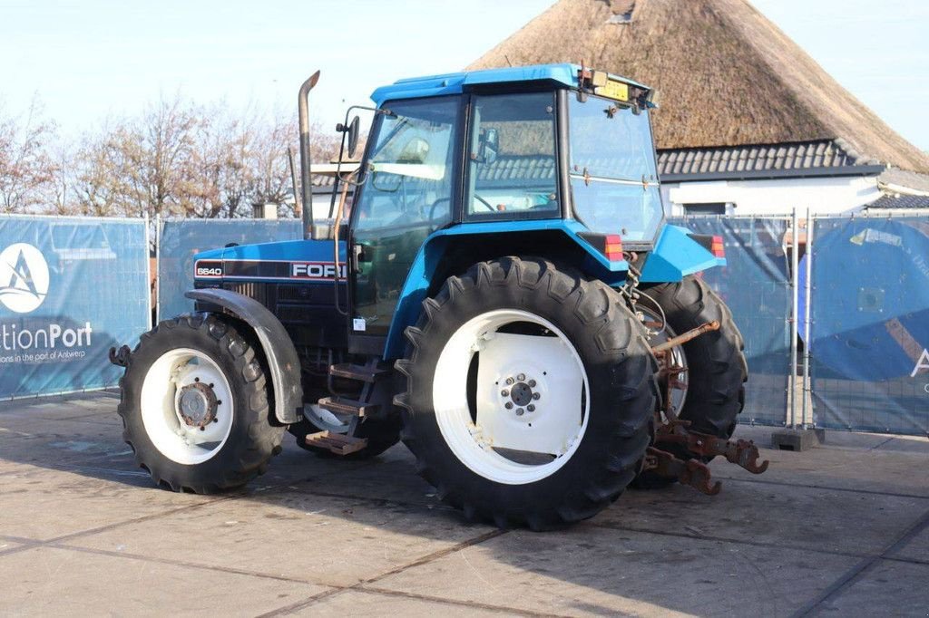 Traktor van het type Ford 6640SL, Gebrauchtmaschine in Antwerpen (Foto 3)