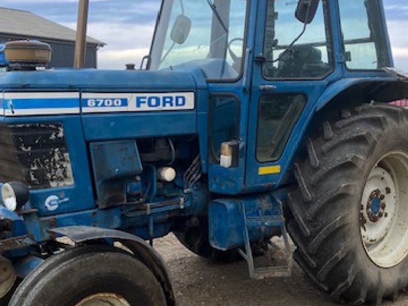 Traktor от тип Ford 6700, Gebrauchtmaschine в Odense SV