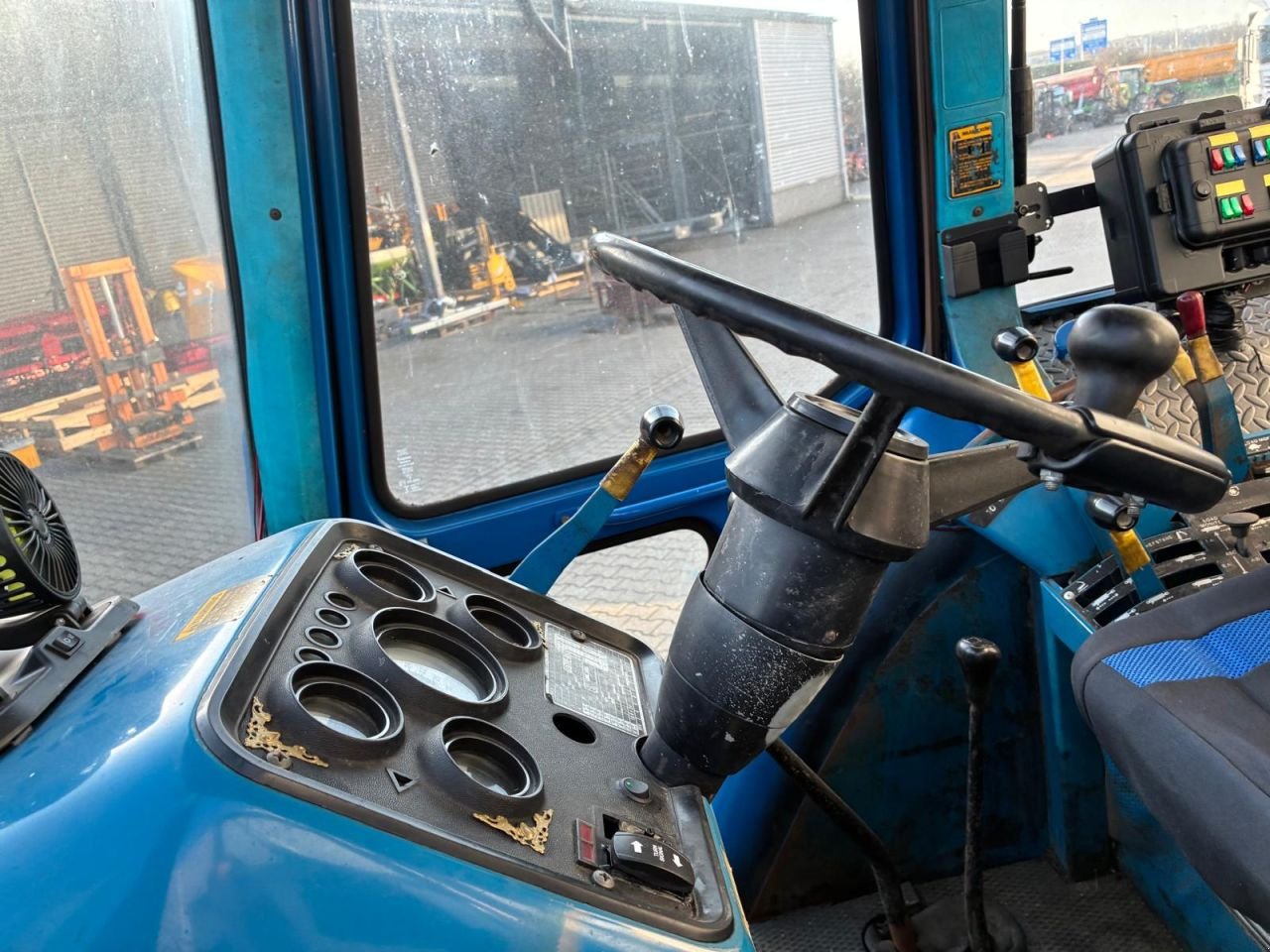 Traktor typu Ford 6710 tractor, Gebrauchtmaschine v Roermond (Obrázek 10)