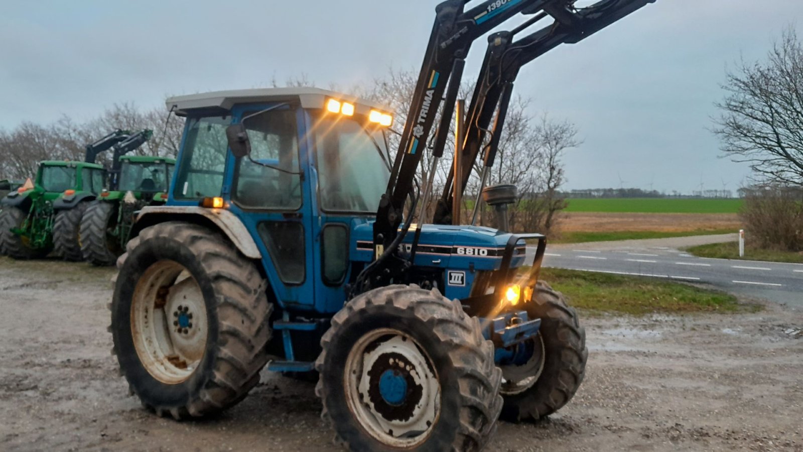 Traktor del tipo Ford 6810 F3 Turbo med Trima frontlæsser Force 3, Gebrauchtmaschine en Skive (Imagen 3)