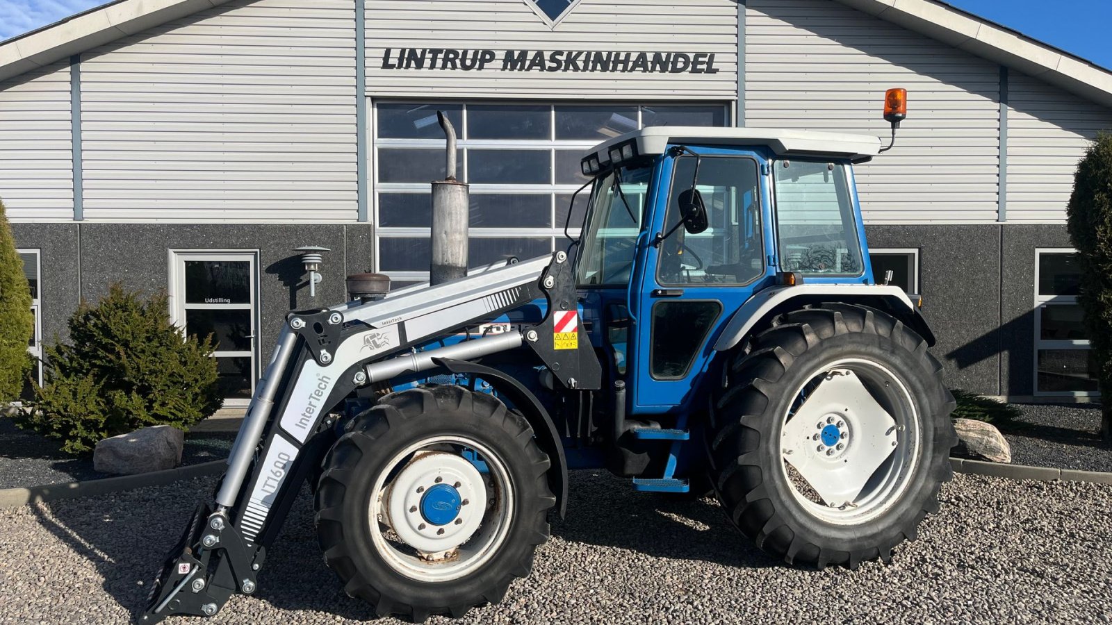 Traktor типа Ford 7810  Force 3 Med frontlæsser, Gebrauchtmaschine в Lintrup (Фотография 1)