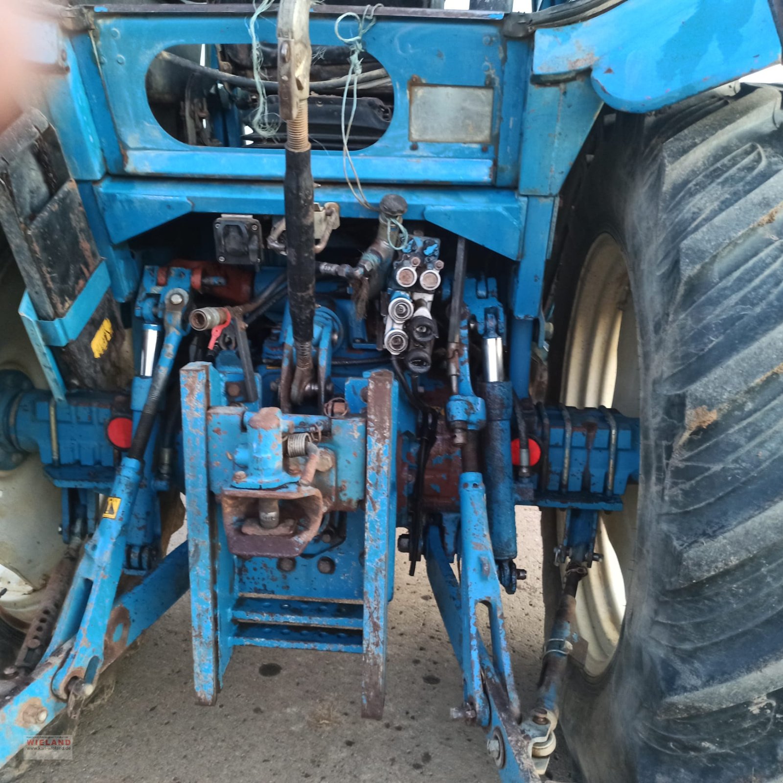 Traktor des Typs Ford 7810, Gebrauchtmaschine in Lossburg-Wittendorf (Bild 6)