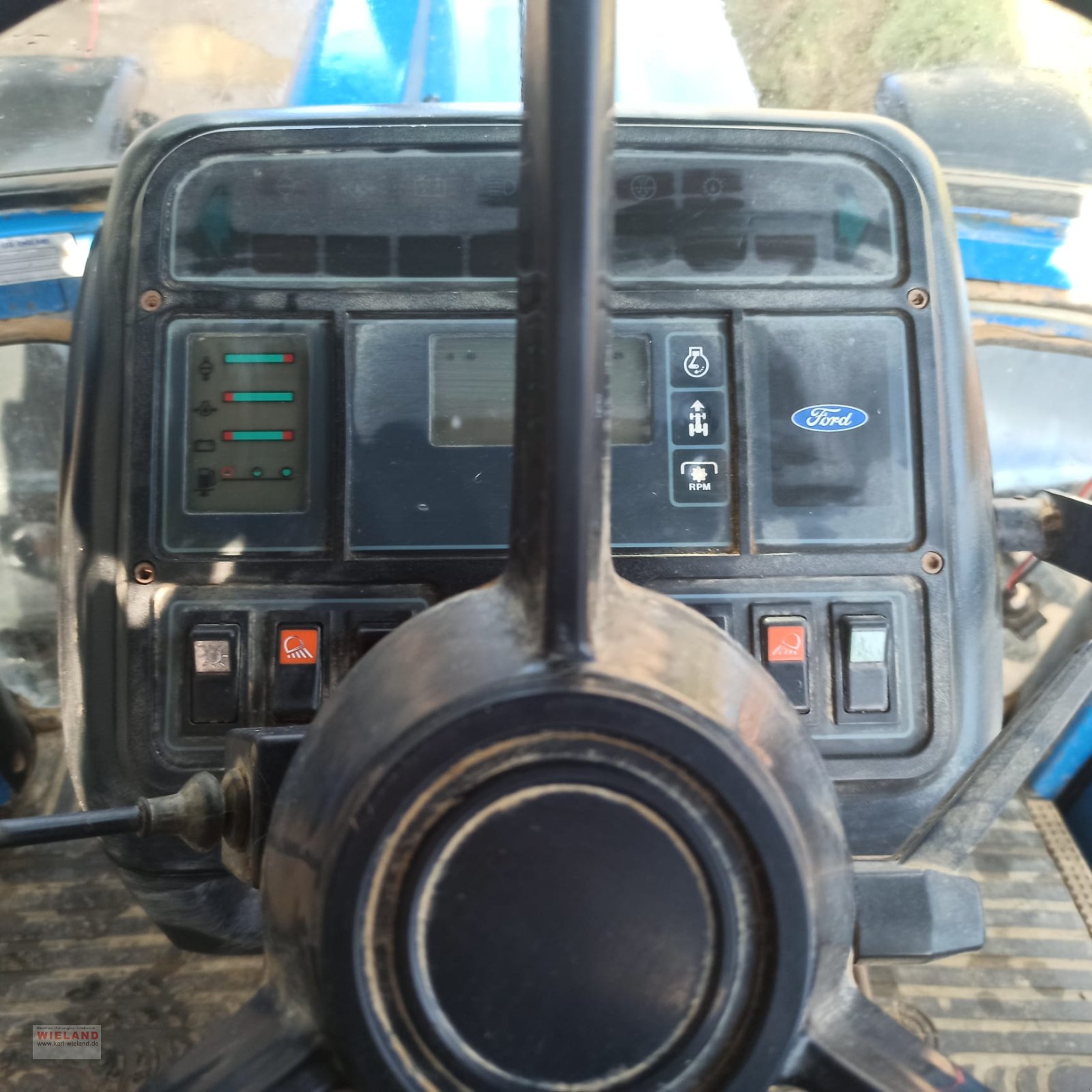 Traktor des Typs Ford 7810, Gebrauchtmaschine in Lossburg-Wittendorf (Bild 7)