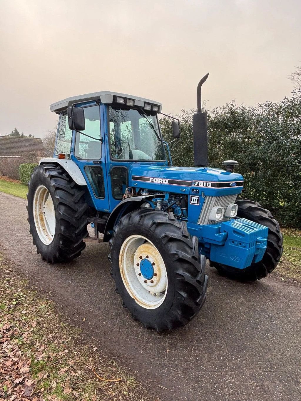 Traktor типа Ford 7810, Gebrauchtmaschine в Willemsoord (Фотография 4)