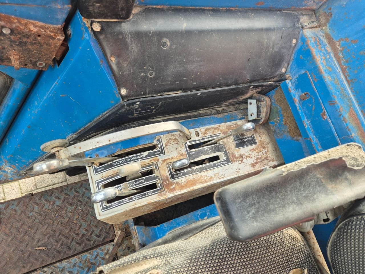 Traktor tipa Ford 8000, Gebrauchtmaschine u Klazienaveen (Slika 7)