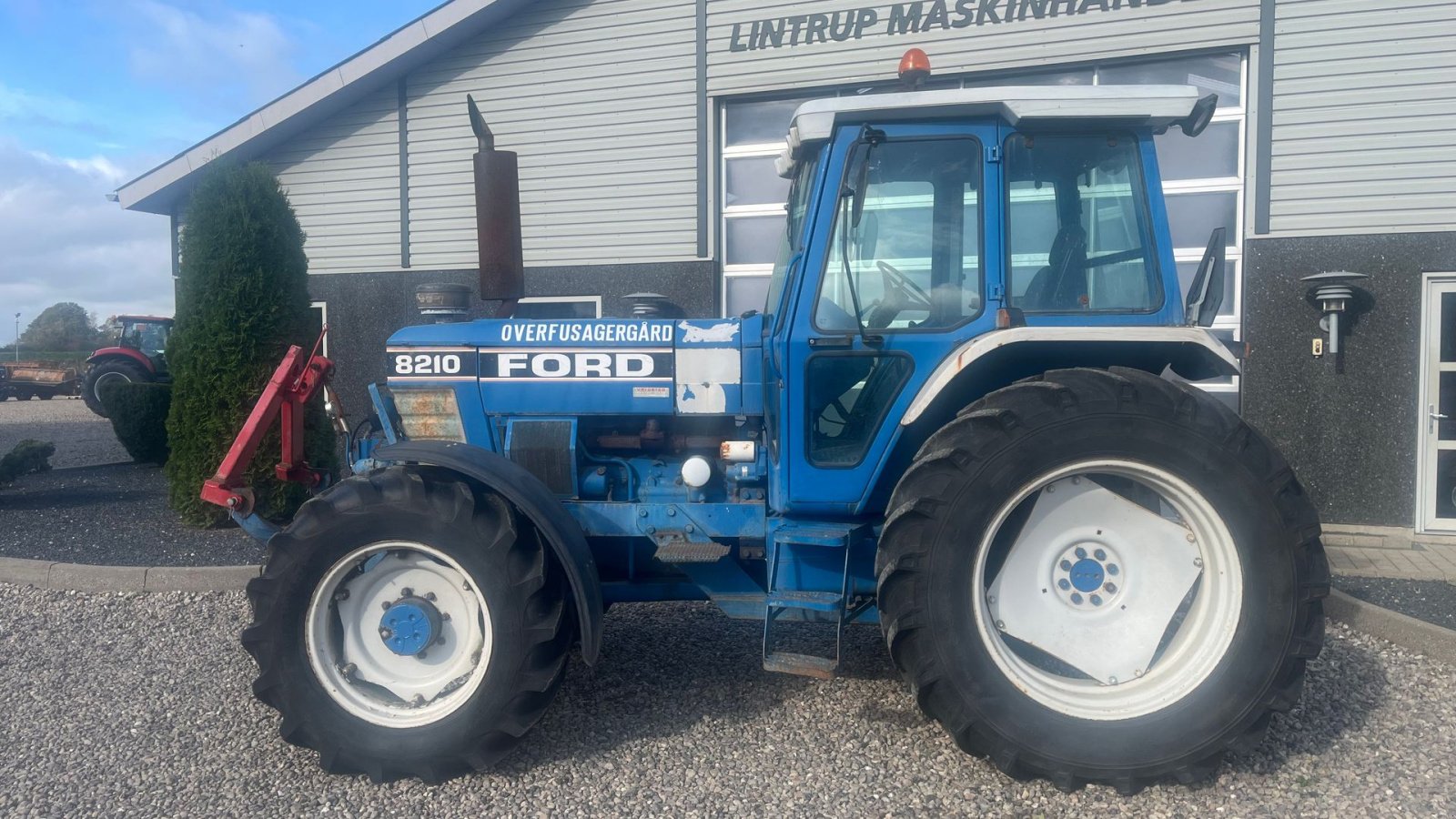 Traktor типа Ford 8210 Force II Med frontlift, Gebrauchtmaschine в Lintrup (Фотография 13)