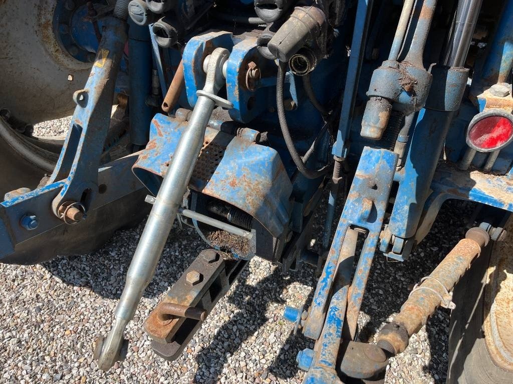 Traktor of the type Ford 8210 Force III, Gebrauchtmaschine in Mern (Picture 10)