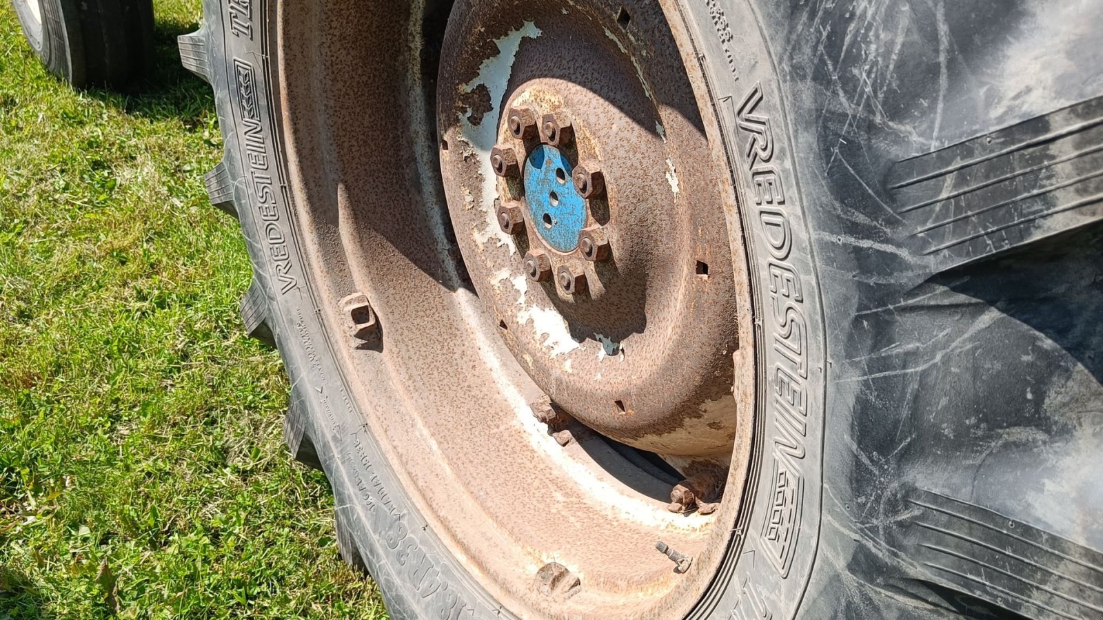 Traktor del tipo Ford 8210 med frontlæsser, Gebrauchtmaschine en Egtved (Imagen 10)