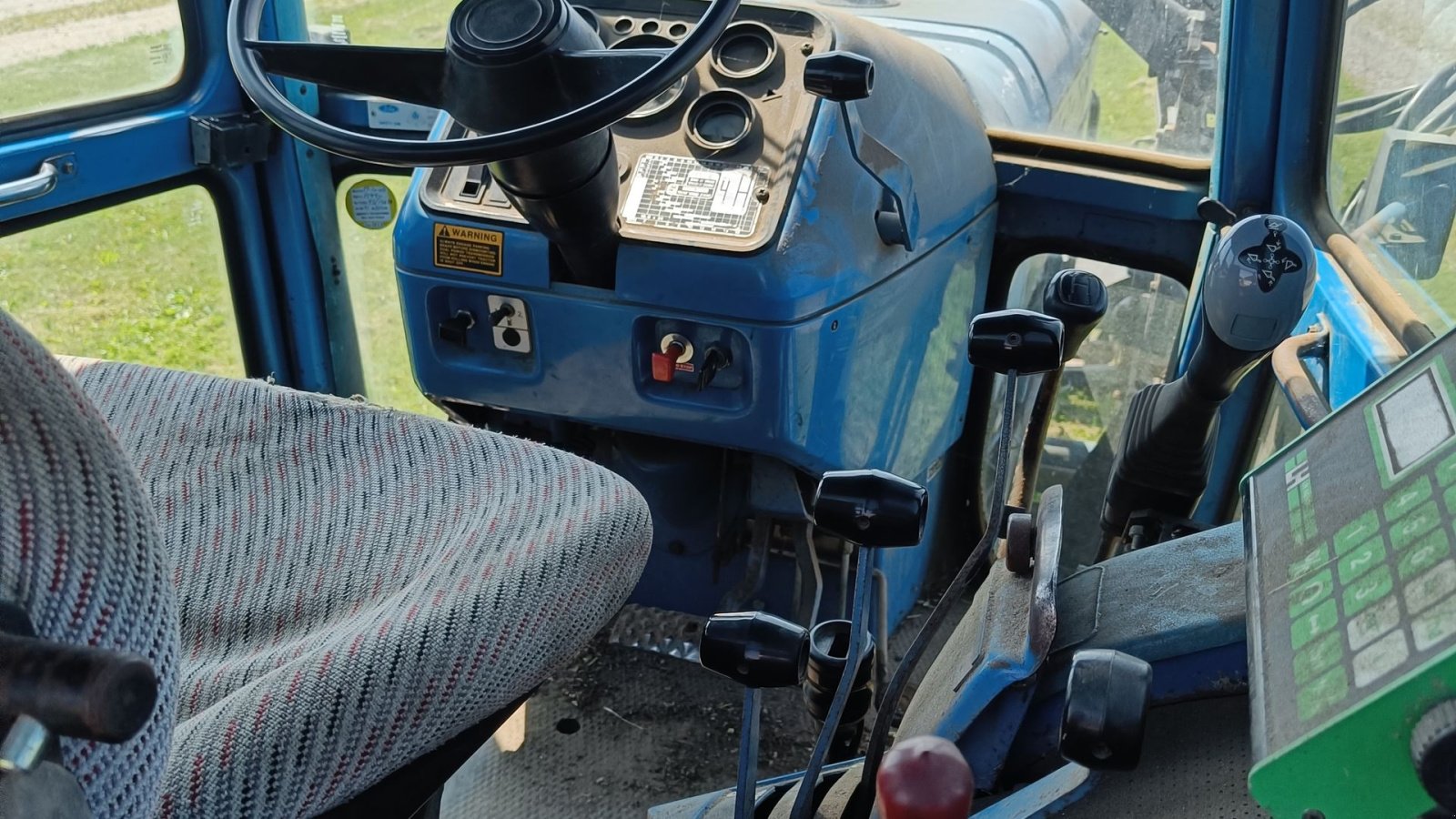 Traktor del tipo Ford 8210 med frontlæsser, Gebrauchtmaschine en Egtved (Imagen 13)